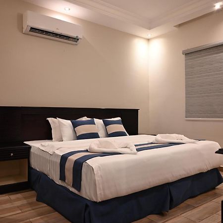 Saba Ohod For Hotel Suites Médine Extérieur photo