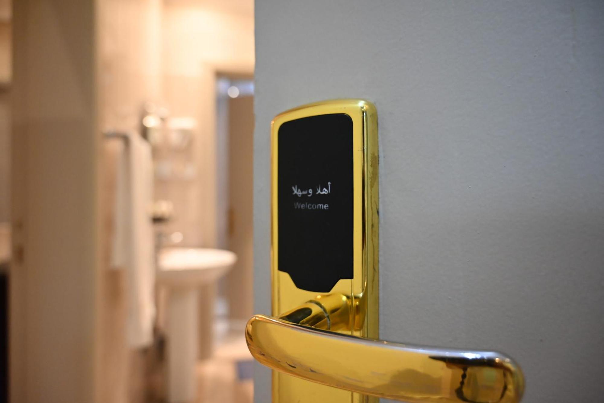Saba Ohod For Hotel Suites Médine Extérieur photo